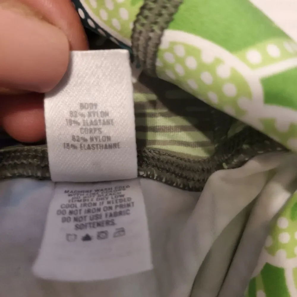 Aerie Green Floral Print Athletic Capris Medium - Picture 4 of 5